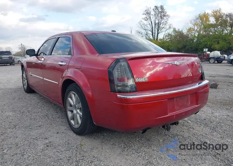 2006 Chrysler 300C z USA, uszkodzony, nr VIN 2C3KA63H96H389269